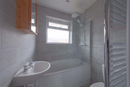 3 bedroom Semi-detached house to let in Boyn Valley Road, Maidenhead, SL6