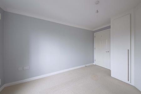 2 bedroom Flat to let in Grenfell Road, Maidenhead, SL6