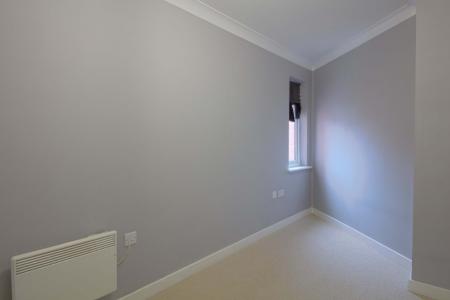 2 bedroom Flat to let in Grenfell Road, Maidenhead, SL6