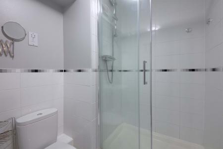 2 bedroom Flat to let in Grenfell Road, Maidenhead, SL6