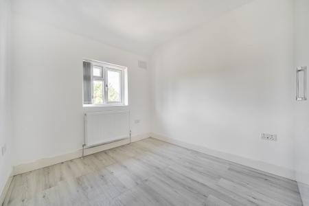 3 bedroom Semi-detached house to let in Boyn Valley Road, Maidenhead, SL6