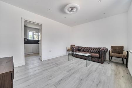 3 bedroom Semi-detached house to let in Boyn Valley Road, Maidenhead, SL6
