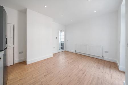 3 bedroom End of terrace house to let in Courthouse Road, Maidenhead, SL6