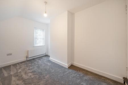 3 bedroom End of terrace house to let in Courthouse Road, Maidenhead, SL6