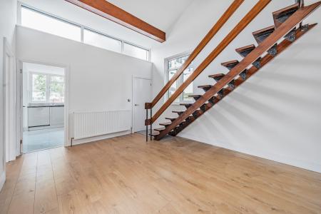 3 bedroom Detached house to let in Ivy Close, Maidenhead, SL6