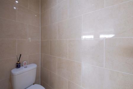 1 bedroom Semi-detached house to let in Belmont Vale, Maidenhead, SL6