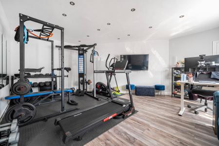 3 bedroom Semi-detached house to let in Blumfield Crescent, Burnham, Slough, SL1