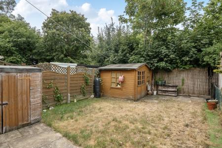 3 bedroom Terraced House for sale in Ashcroft Road, Maidenhead, SL6