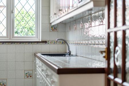 3 bedroom Semi-detached house to let in Queens Road, Eton Wick, Windsor, SL4