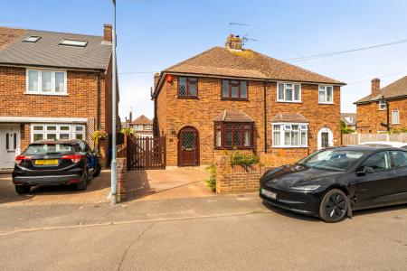 Queens Road, Eton Wick, Windsor, SL4