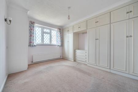 3 bedroom Semi-detached house to let in Queens Road, Eton Wick, Windsor, SL4