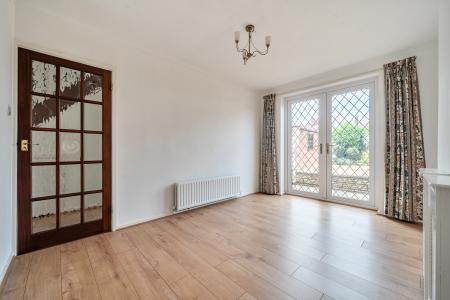3 bedroom Semi-detached house to let in Queens Road, Eton Wick, Windsor, SL4