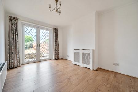 3 bedroom Semi-detached house to let in Queens Road, Eton Wick, Windsor, SL4