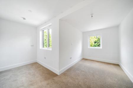 1 bedroom House share to let in Bell Street, Maidenhead, SL6
