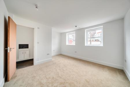 1 bedroom House share to let in Bell Street, Maidenhead, SL6