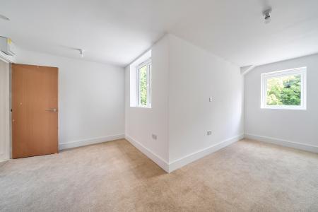 1 bedroom House share to let in Bell Street, Maidenhead, SL6
