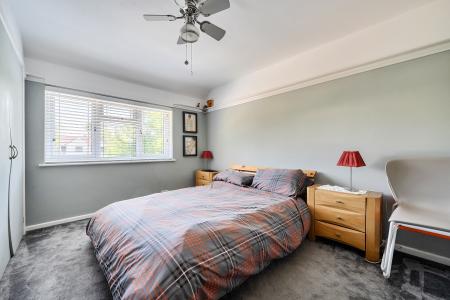 4 bedroom Semi-detached house for sale in Swan Cottage Harcourt Road, Maidenhead, SL6