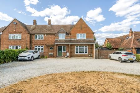 Swan Cottage Harcourt Road, Maidenhead, SL6