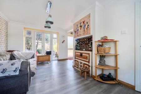 4 bedroom Semi-detached house for sale in Swan Cottage Harcourt Road, Maidenhead, SL6