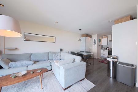 3 bedroom Flat to let in Kidwells Close, Maidenhead, SL6