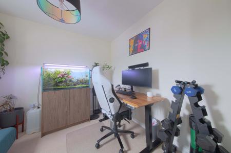 3 bedroom Flat to let in Kidwells Close, Maidenhead, SL6