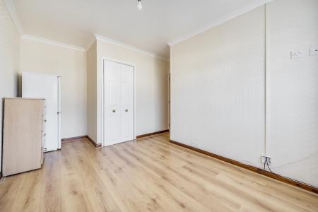 1 bedroom Maisonette to let in Tamar Way, Langley, Slough, SL3