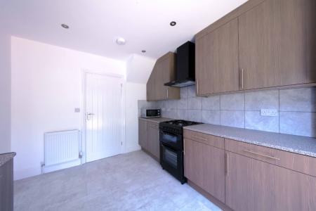 3 bedroom Terraced House to let in Fairacre, Maidenhead, SL6