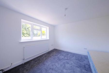 3 bedroom Terraced House to let in Fairacre, Maidenhead, SL6
