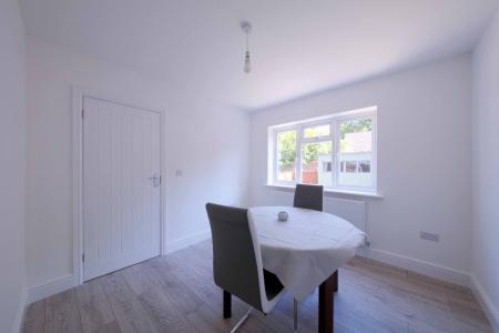 3 bedroom Terraced House to let in Fairacre, Maidenhead, SL6