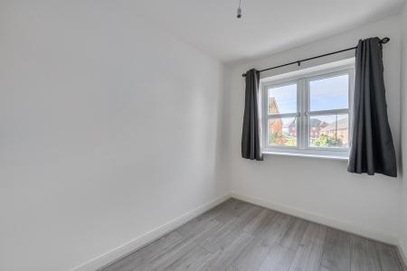 4 bedroom Terraced House to let in Bantry Road, Slough, SL1