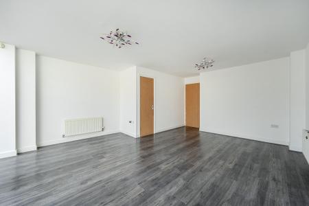 4 bedroom Terraced House to let in Bantry Road, Slough, SL1