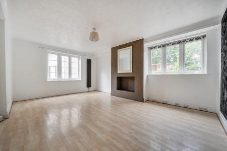 2 bedroom Maisonette to let in Oldfield Road, Maidenhead, SL6
