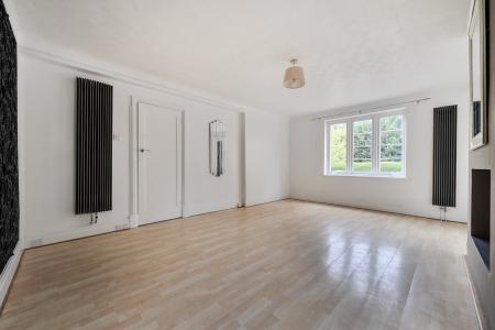 2 bedroom Maisonette to let in Oldfield Road, Maidenhead, SL6