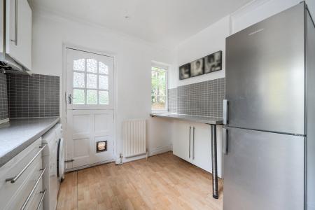 2 bedroom Maisonette to let in Oldfield Road, Maidenhead, SL6