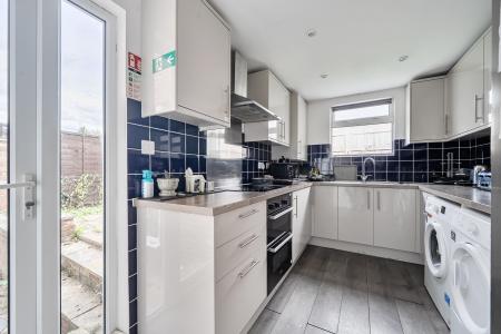 1 bedroom House share to let in Fane Way, Maidenhead, SL6
