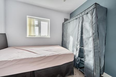 1 bedroom House share to let in Fane Way, Maidenhead, SL6