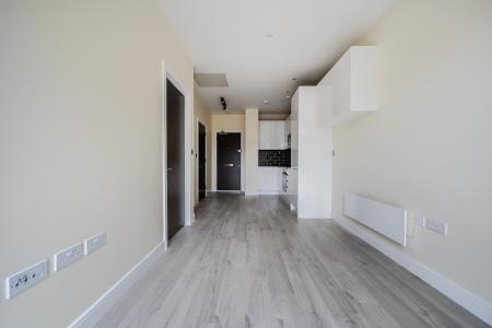 1 bedroom Flat to let in Clivemont Road, Maidenhead, SL6