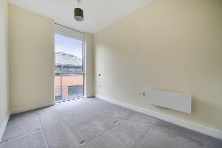 1 bedroom Flat to let in Clivemont Road, Maidenhead, SL6