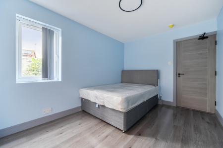 1 bedroom House share to let in Montague Road, Slough, SL1
