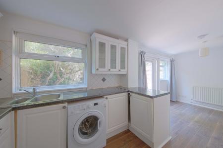 3 bedroom Semi-detached house to let in The Croft, Maidenhead, SL6