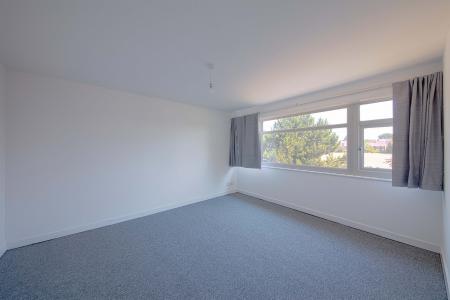 3 bedroom Semi-detached house to let in The Croft, Maidenhead, SL6