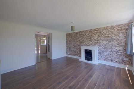 3 bedroom Semi-detached house to let in The Croft, Maidenhead, SL6