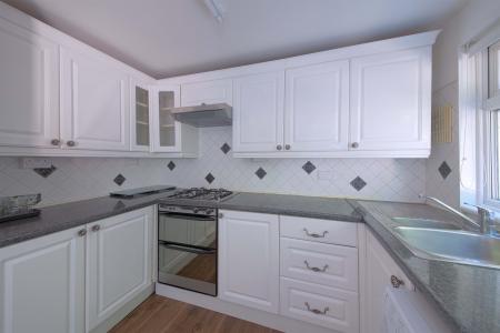3 bedroom Semi-detached house to let in The Croft, Maidenhead, SL6
