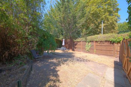 3 bedroom Semi-detached house to let in The Croft, Maidenhead, SL6