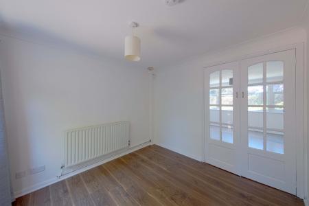 3 bedroom Semi-detached house to let in The Croft, Maidenhead, SL6