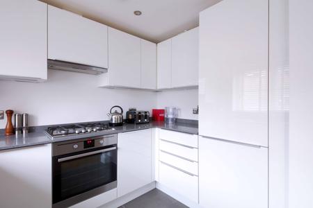 2 bedroom Flat to let in Ruby Court, Maidenhead, SL6