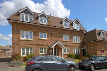 2 bedroom Flat to let in Ruby Court, Maidenhead, SL6