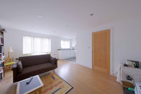 2 bedroom Flat to let in Ruby Court, Maidenhead, SL6