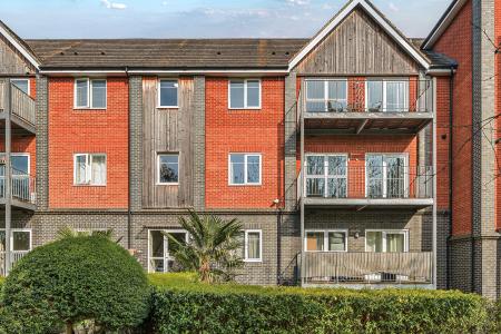 2 bedroom Flat for sale in 51 Millward Drive, Bletchley, Milton Keynes, MK2