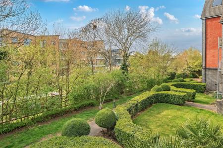 2 bedroom Flat for sale in 51 Millward Drive, Bletchley, Milton Keynes, MK2